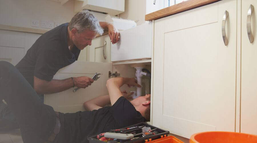 Professional burst pipe repair services in Arispe, IA